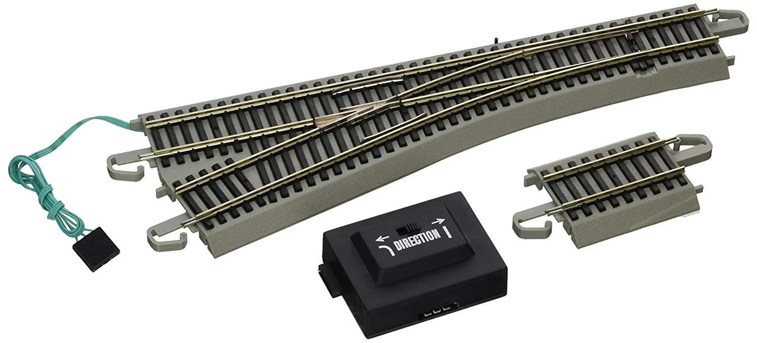 Bachmann Trains Snap-Fit E-Z Track #4 Turnout Right HO Scale | Nickel Silver Rail with Gray Roadbed - main product image