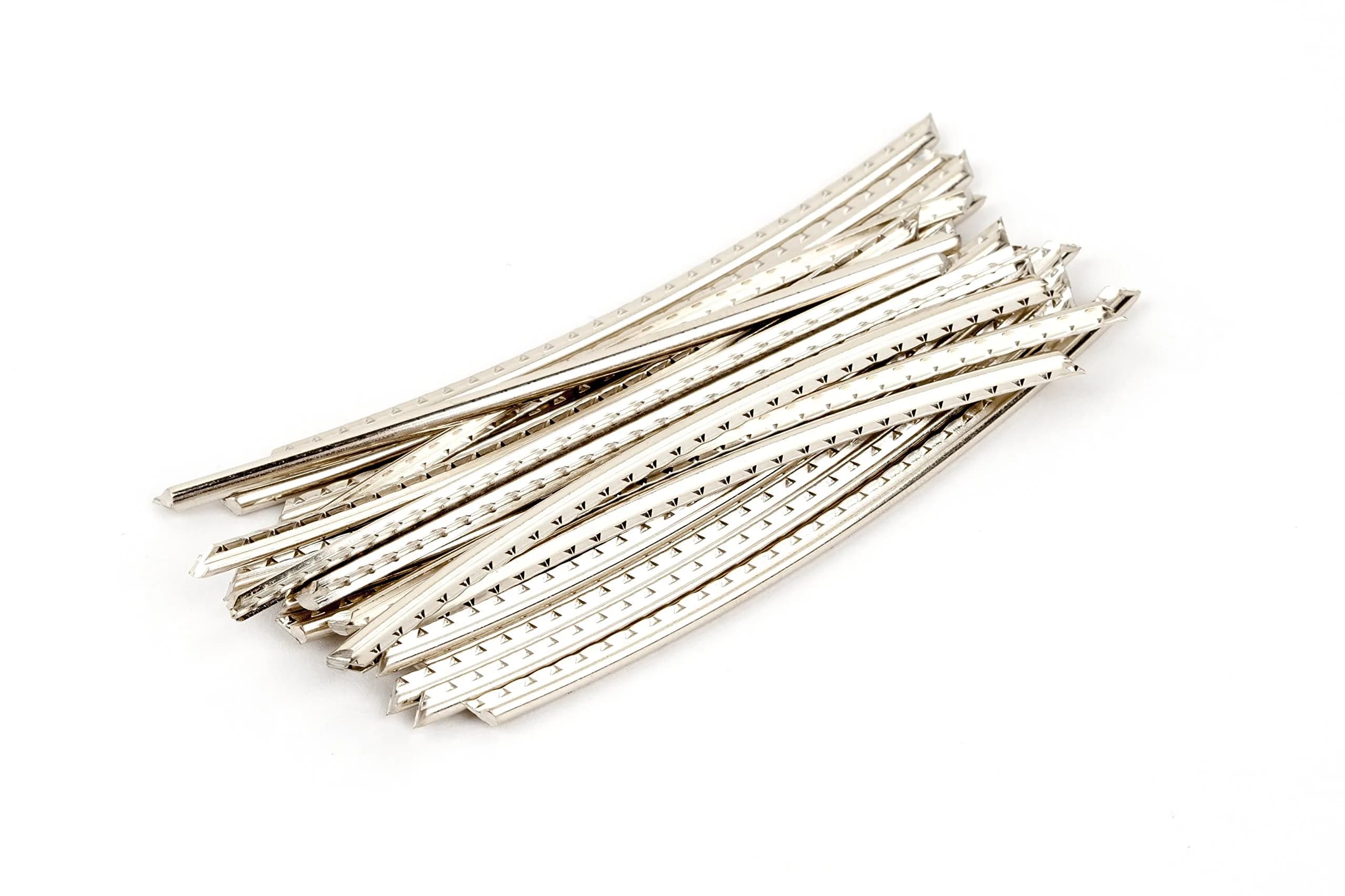 Fender Medium Jumbo Guitar Frets, Pack of 24 | Nickel Silver, Pre-cut & Radiused for 9.5" Radius — Silver