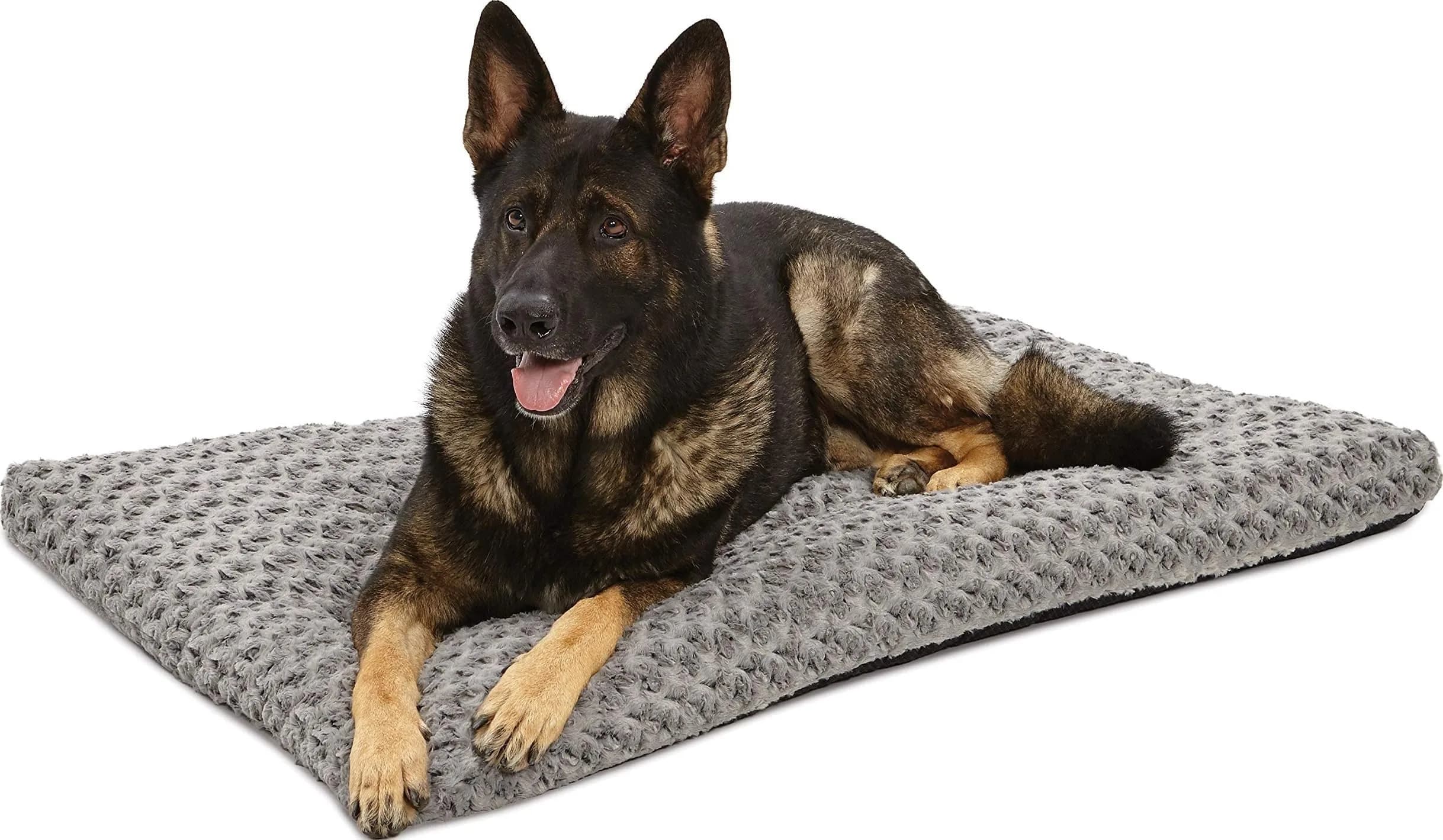 MidWest Homes for Pets XL Gray Ombré Swirl Plush Pet Bed 117cm x 71cm (46 x 28 inches) | Cozy Crate Mat for Large Dogs - main product image