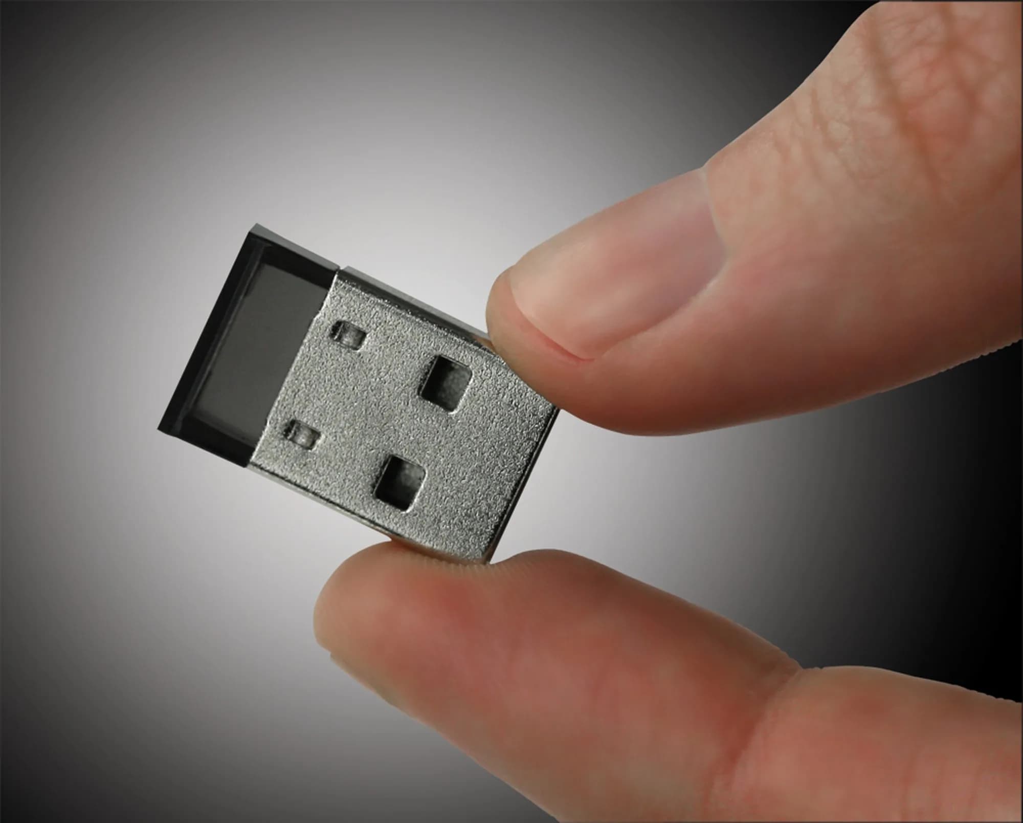 TRENDnet Micro Bluetooth 4.0 USB Adapter 3 Mbps | Low Energy, 10m Range, Stereo Audio - view 2