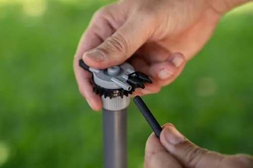 Rain Bird 6-Port Free Flow Drip Irrigation Manifold 1/2" NPT x 1/4" Drip | Connects Six 1/4" Drip Tubes to 1/2" Riser thumbnail 5