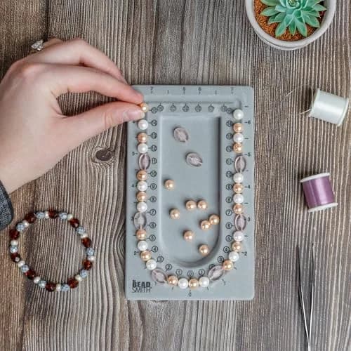 The Beadsmith Mini Bead Board Grey Flocked 17 cm (6.75 in) | Design Necklaces & Bracelets Anywhere thumbnail 7