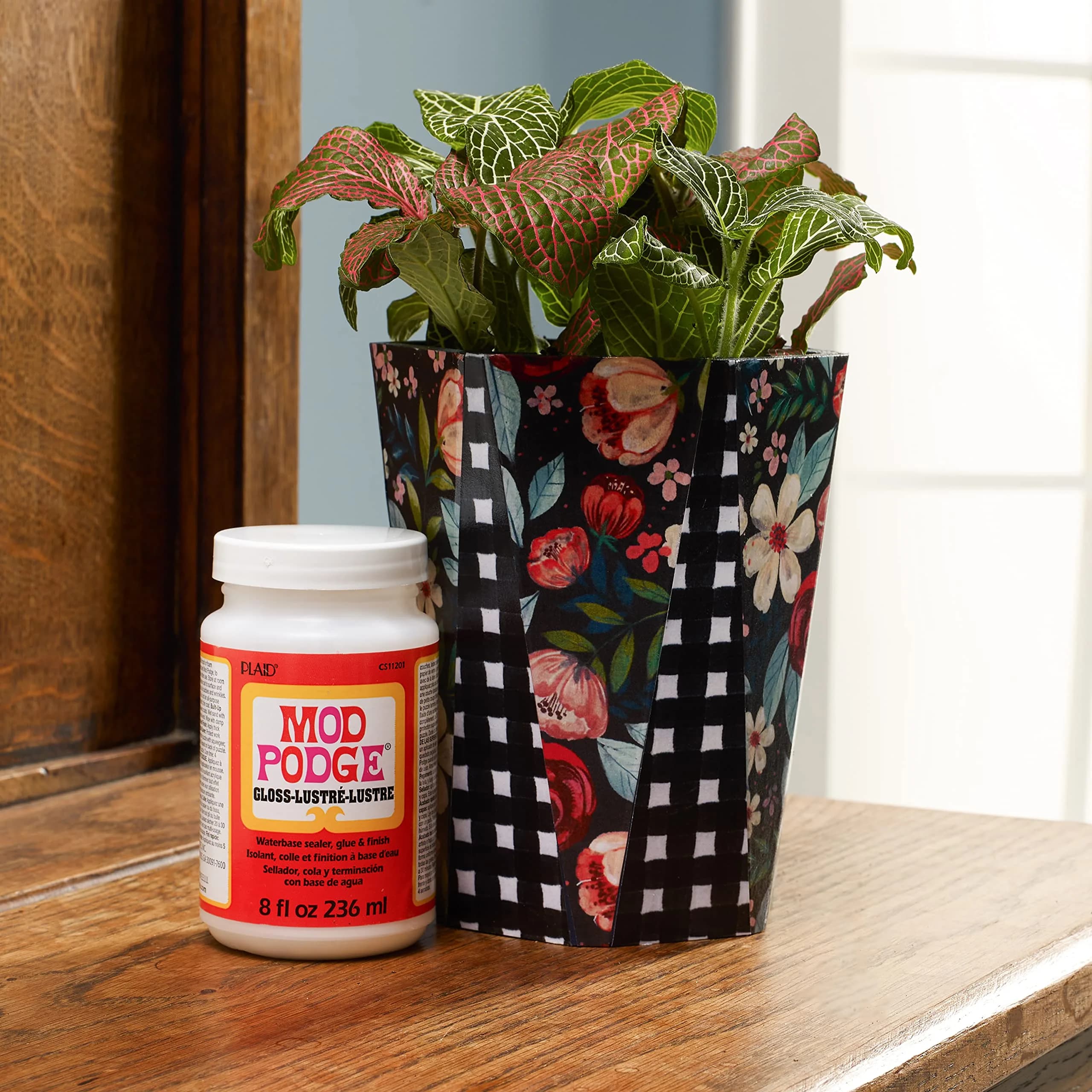 Mod Podge Gloss Sealer, Glue & Finish 237ml (8 fl oz) | All-in-One Craft Solution for Wood, Paper, Fabric - view 4