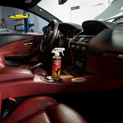 Chemical Guys Signature Scent Premium Air Freshener and Odor Eliminator 118ml (4 fl oz) | Smell of Success for Cars & Home thumbnail 4