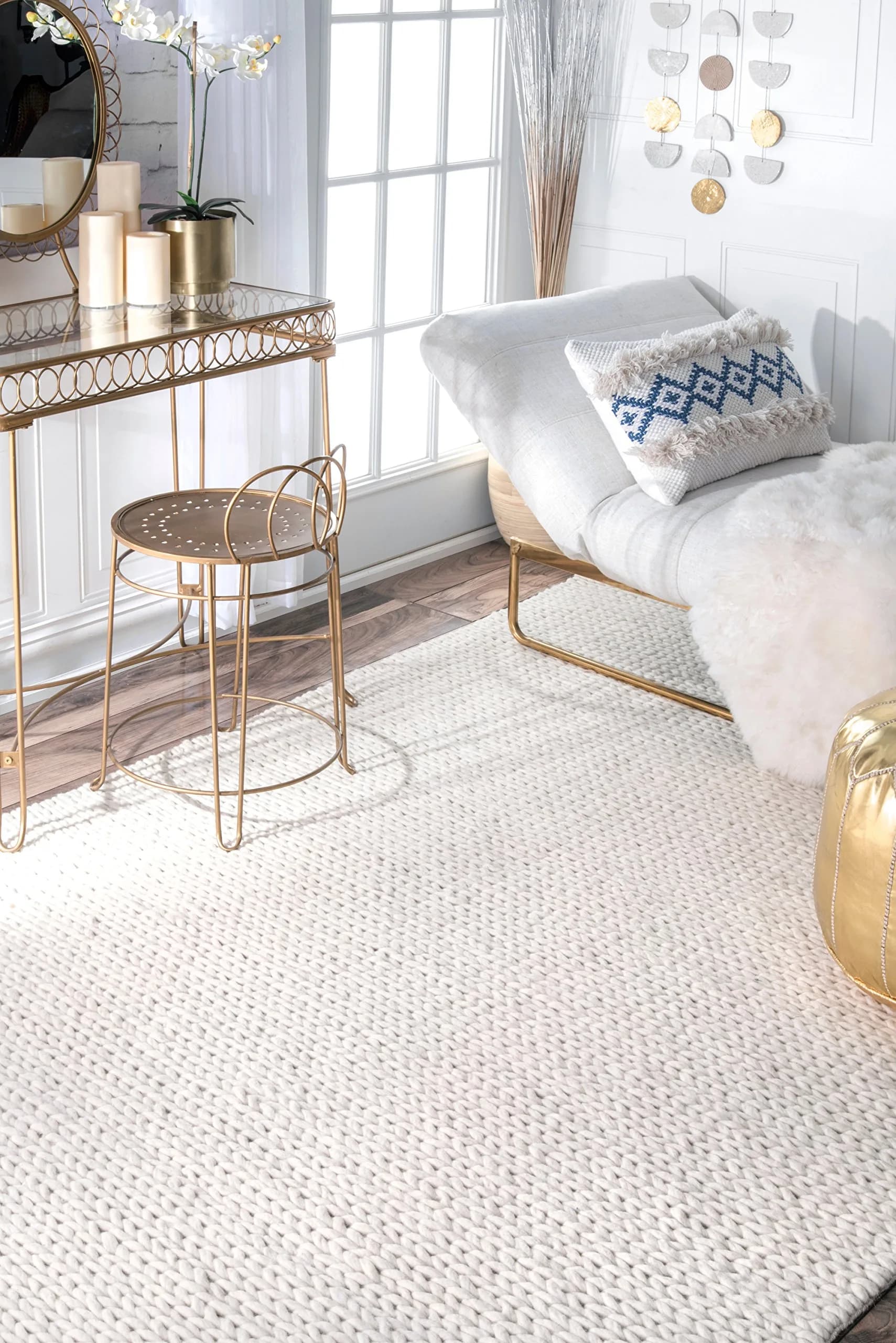 nuLOOM Penelope Off White Solid Hand Woven Wool Area Rug, 3' x 5' | Cozy & Durable thumbnail 1