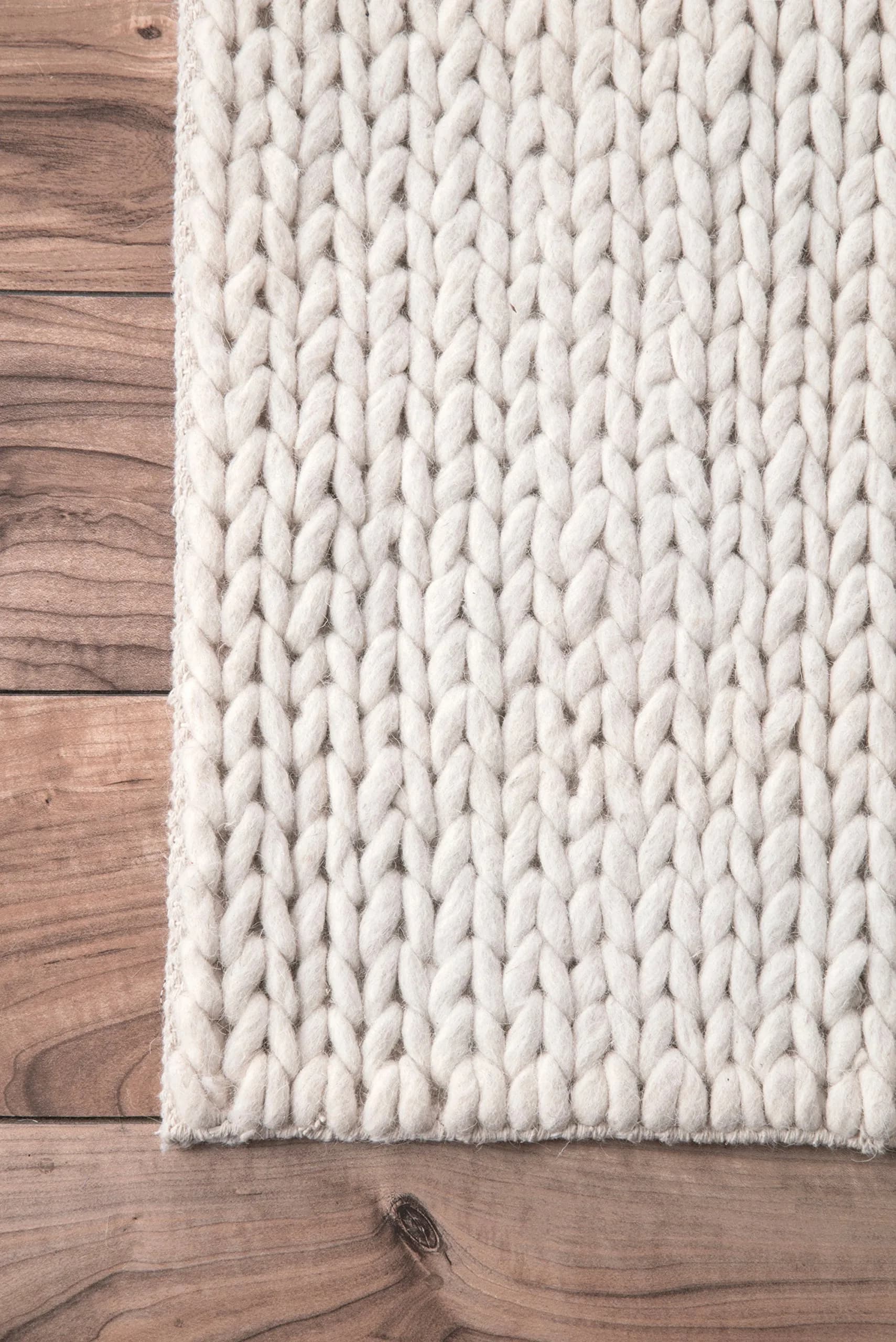 nuLOOM Penelope Off White Solid Hand Woven Wool Area Rug, 3' x 5' | Cozy & Durable thumbnail 4