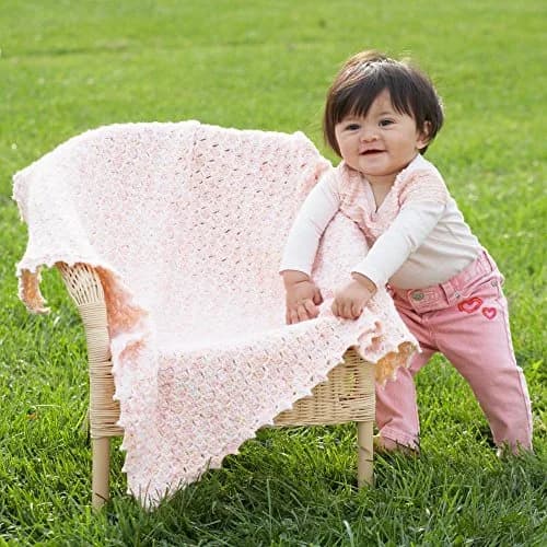 Bernat Baby Blanket Yarn Pink 100g (3.5oz) Super Bulky 6 | Soft Chenille-Style Polyester for Baby Projects thumbnail 5
