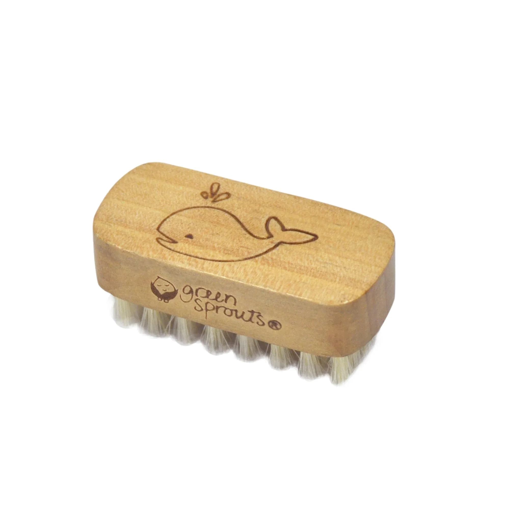 Green Sprouts Nail Brush | Soft Natural Bristles for Baby's Nails, Small Size, Green Handle — Green