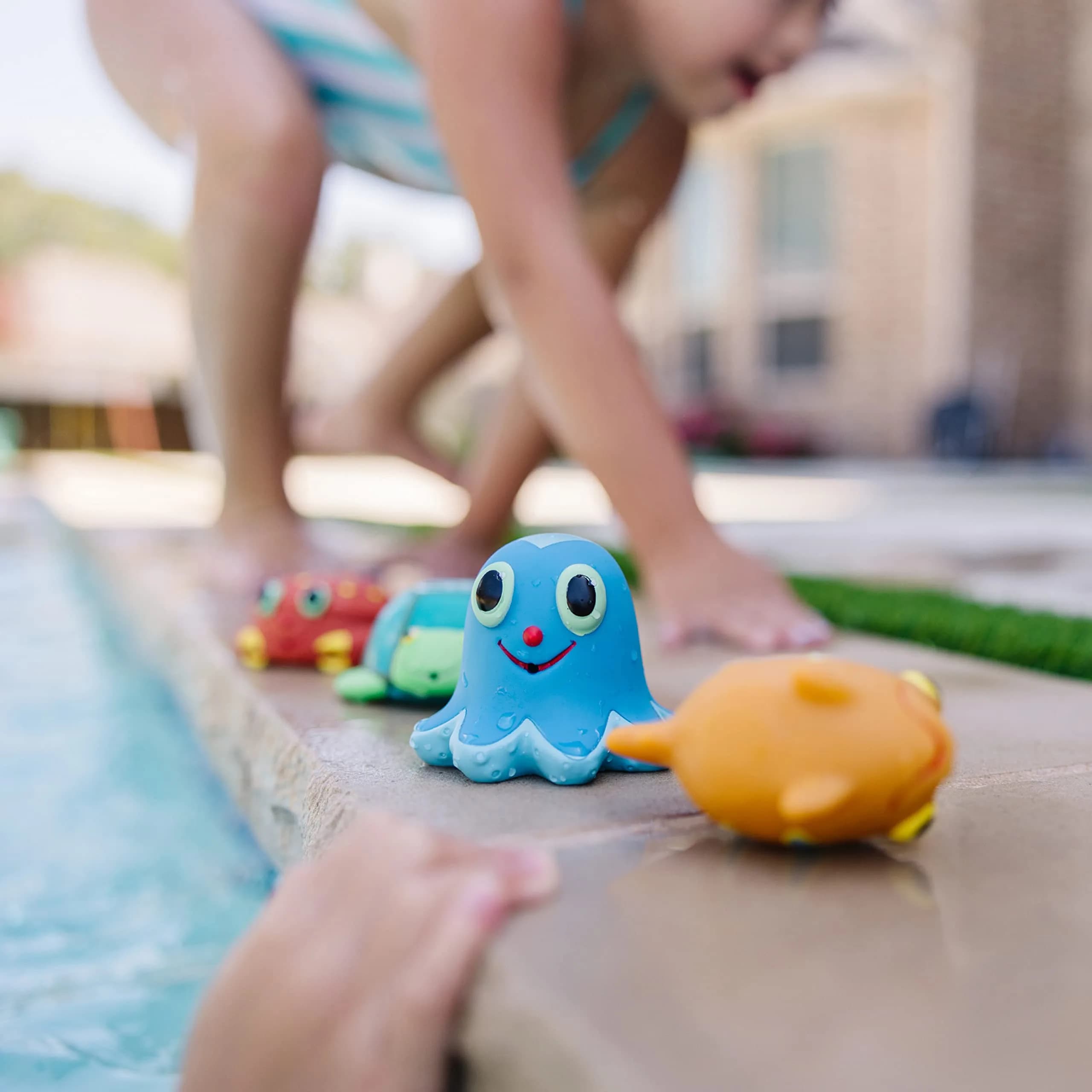 Melissa & Doug Sunny Patch Seaside Sidekicks Squirters with 4 Animals | Bath Toys for Infants & Toddlers (6+ Months) - view 5