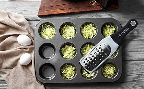 Microplane Artisan Series Extra Coarse Grater & Zester (White) 1.5 cm (0.62 in) | USA-Sourced Stainless Steel Blade thumbnail 4