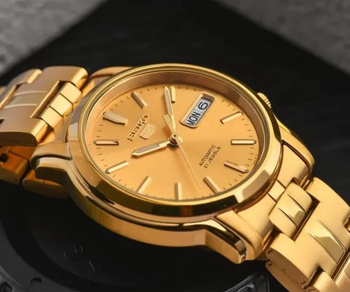 Seiko Men's SNKK76 Gold Plated Stainless Steel Analog Watch | 38mm Gold Dial & Automatic Movement thumbnail 3
