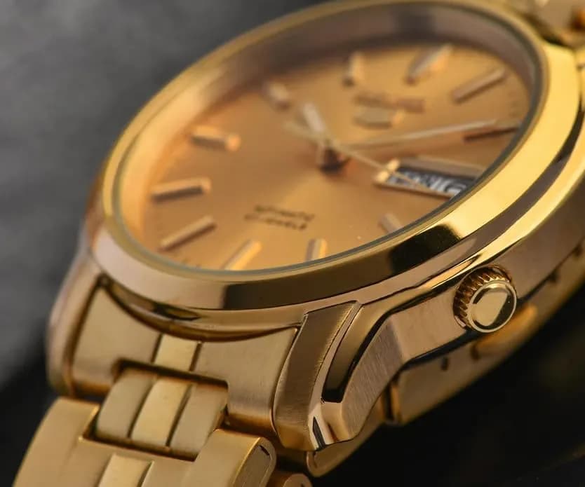 Seiko Men's SNKK76 Gold Plated Stainless Steel Analog Watch | 38mm Gold Dial & Automatic Movement thumbnail 5