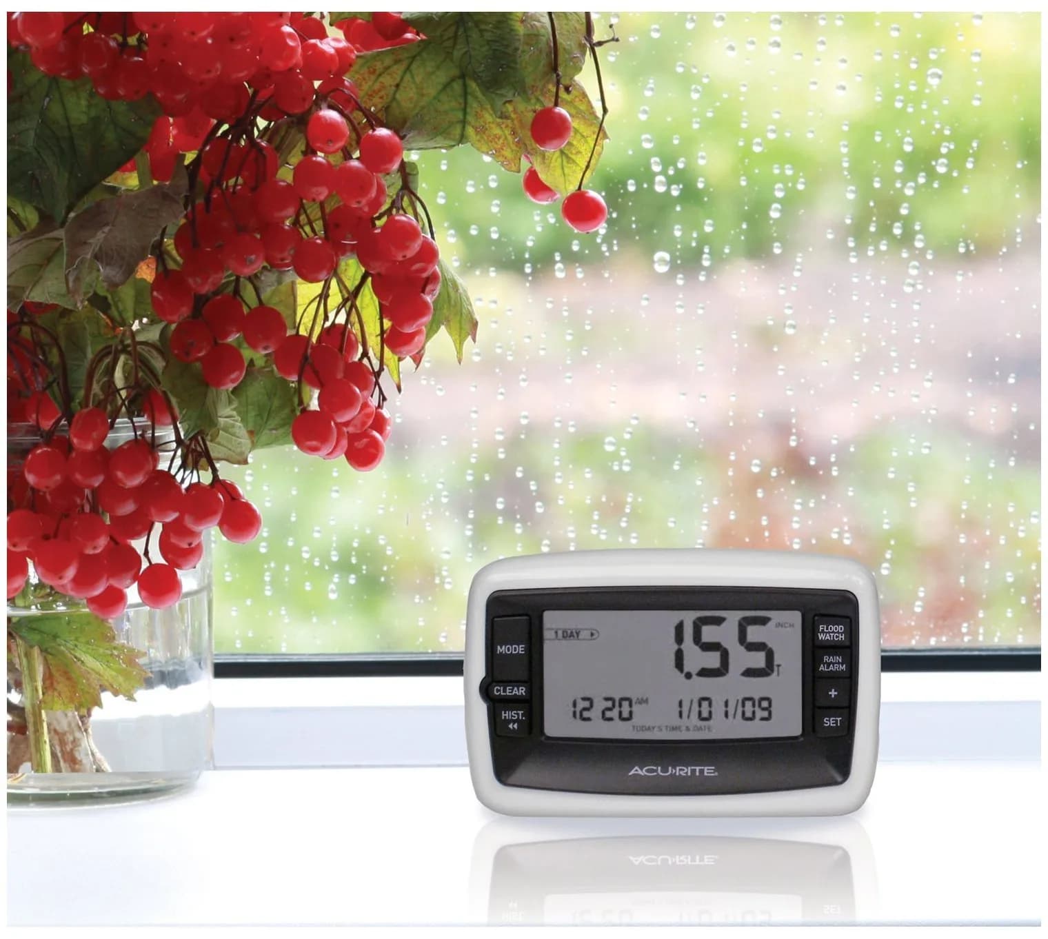 AcuRite Wireless Digital Rain Gauge with Self-Emptying Collector 0.88 lb (0.4 kg) | Measures Rainfall in Inches or Millimeters with History & Alerts - view 2