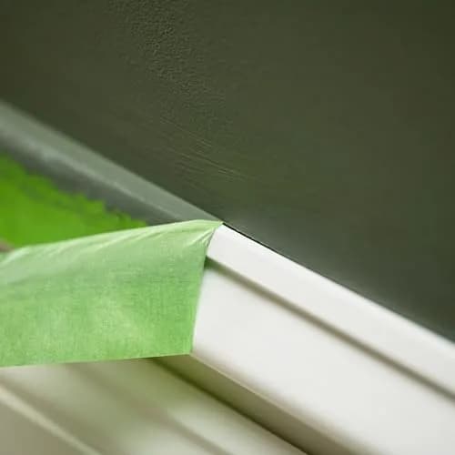 FrogTape Multi-Surface Painter's Tape with PAINTBLOCK, 1.41 in x 45 Yds | Sharp Edges, Clean Removal, USA Made thumbnail 8