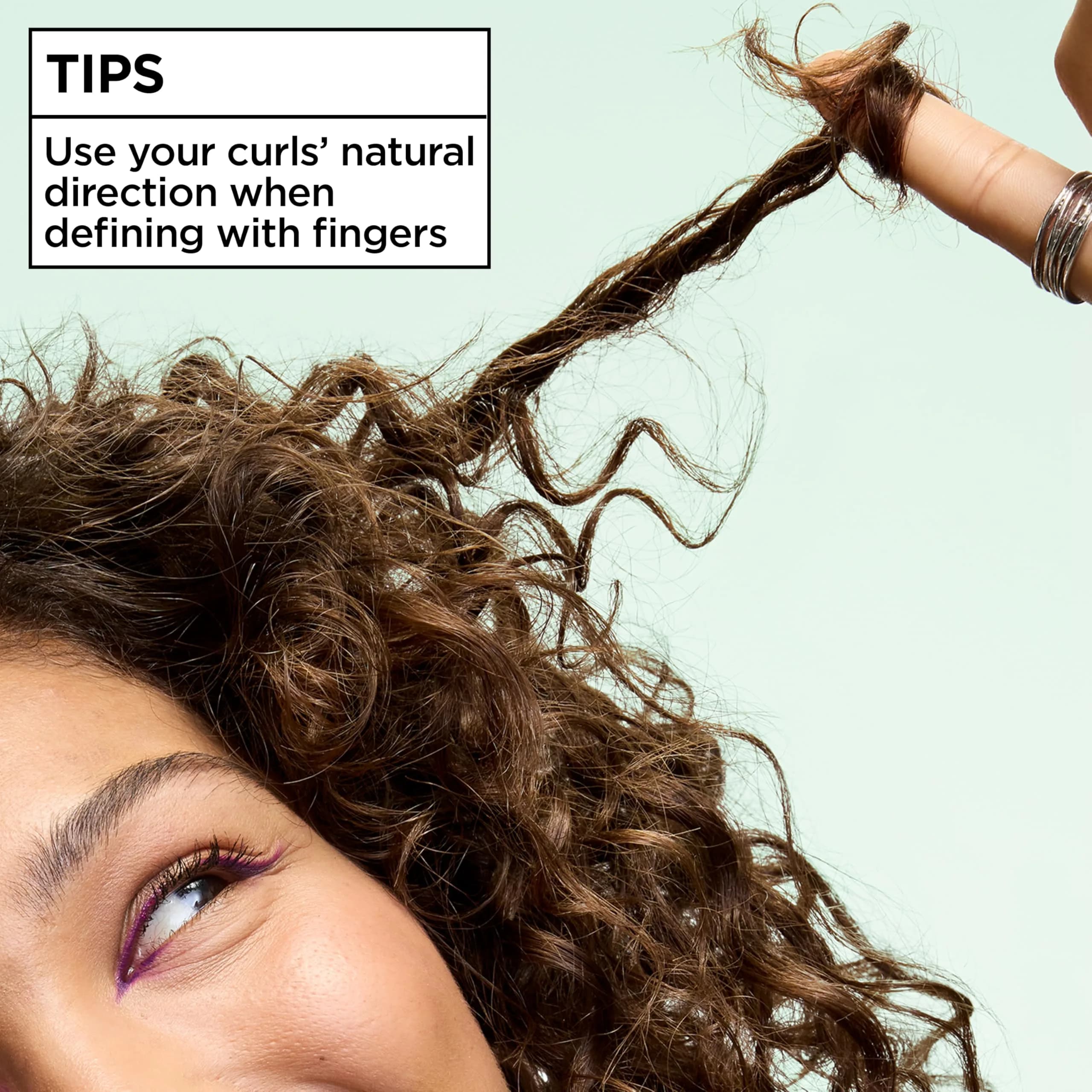 Garnier Fructis Curl Shine Conditioning Hair Gel, Frizz Control for Curly, Wavy, and Coily Hair, Extra Strong Hold for Up to 48 HRs of Bouncy, Moisturized Curls, 145ml (5.1 Fl Oz) - view 5