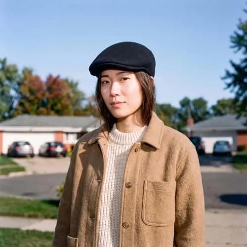 Kangol Seamless Wool 507 Flat Cap Black | Classic Wool Newsboy Cap for Men & Women thumbnail 2
