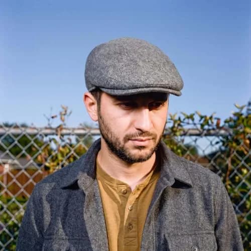 Kangol Seamless Wool 507 Flat Cap Dark Flannel | Classic Men’s Newsboy Cap for Autumn/Winter thumbnail 2