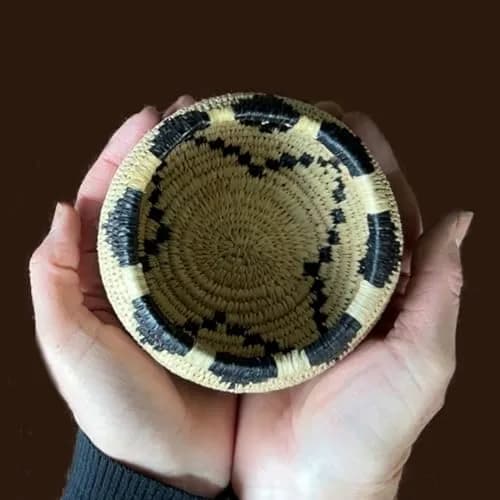 Traditional Craft Kits Coiled Basket Weaving Kit Expanded Version 156 g (5.5 oz) | Intermediate Craft Project with Raffia, Fiber Rush, and Needles thumbnail 6
