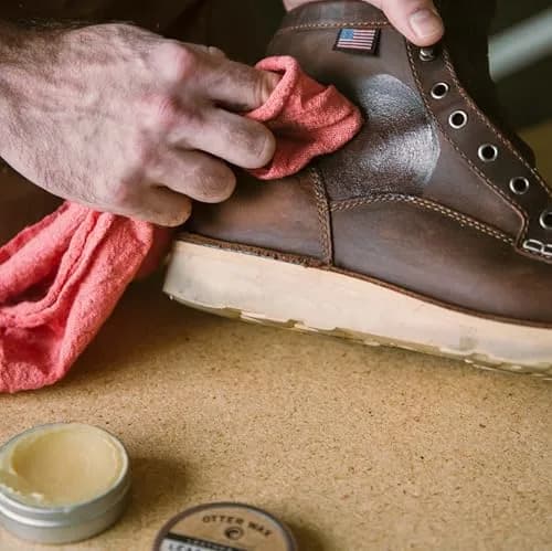 Otter Wax Leather Salve | 5 oz | Nourishing Leather Conditioner & Cleaner Balm for Boots, Furniture, Car Seats, Jackets, Hats & Bags | All-Natural & Chemical & PFAS-Free | Made in Portland | USA thumbnail 4