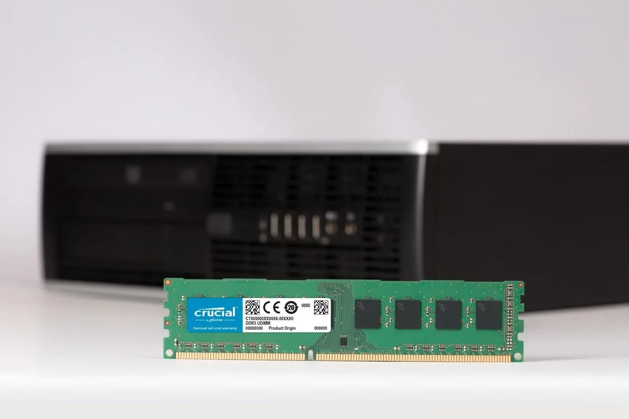 Crucial RAM 8GB Kit (2x4GB) DDR3 1600 MHz CL11 Desktop Memory CT2K51264BD160B | Upgrade PC Responsiveness - view 4