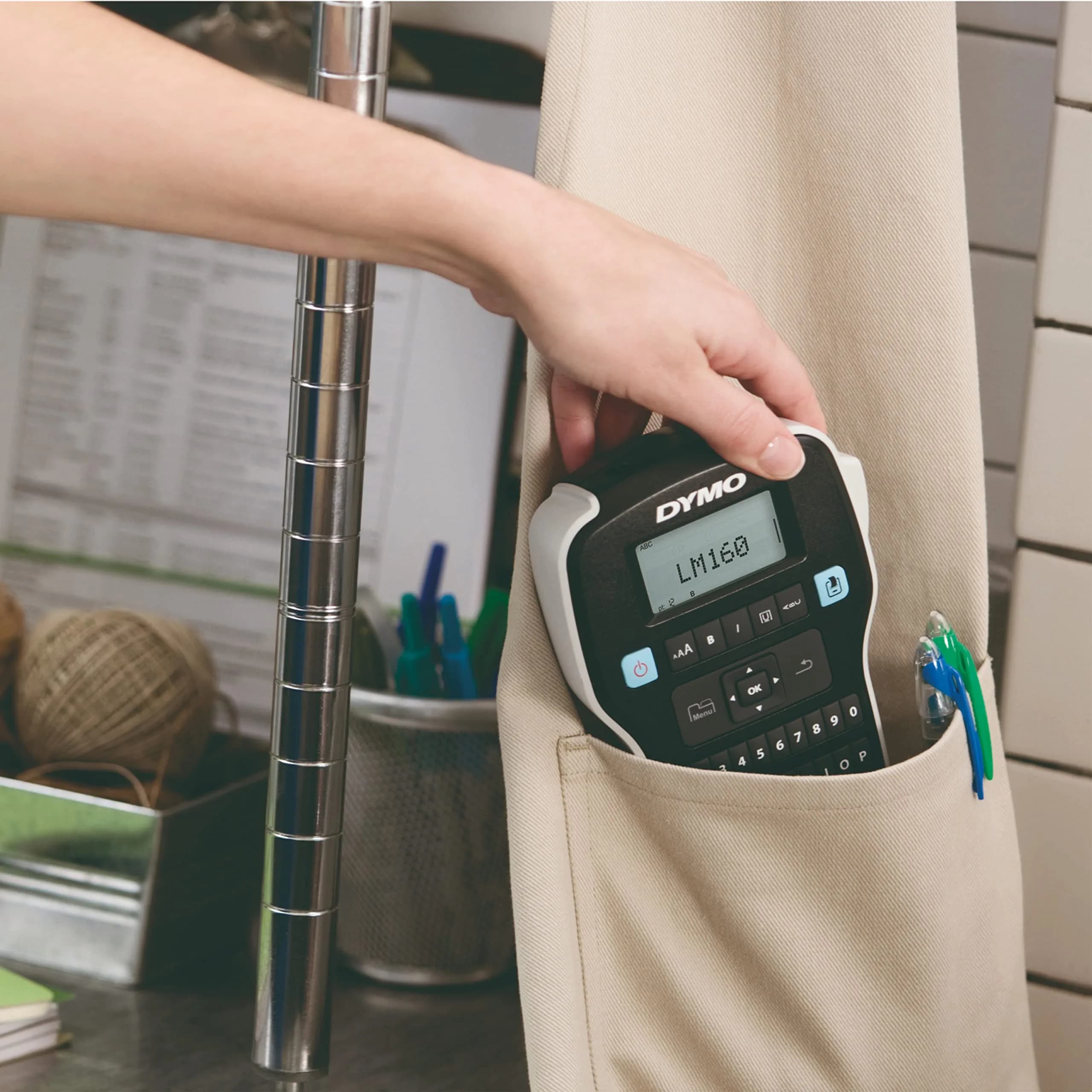 DYMO LabelManager 160 Portable Label Maker | QWERTY Keyboard, Large Display, Black - view 9