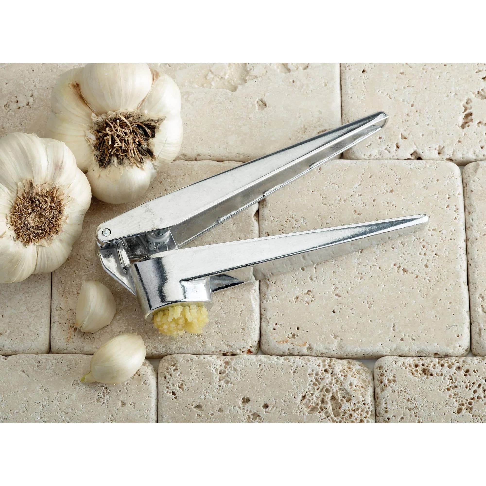 Fante's Cousin Umberto's Self-Cleaning Garlic Press 16 cm (6.25 x 1-Inches) | Crushes Garlic Effortlessly - view 4