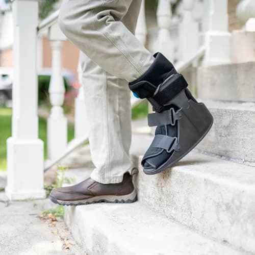 United Ortho Short Air Cam Walker Fracture Boot Small Black | Supports ankle & foot recovery thumbnail 2