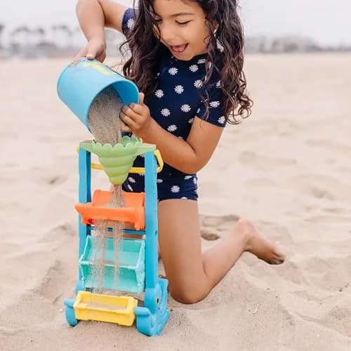 Melissa & Doug Seaside Sidekicks Funnel Fun Sand and Water Toy | Ages 2+ | 0.6 kg (1.3 lb) thumbnail 2