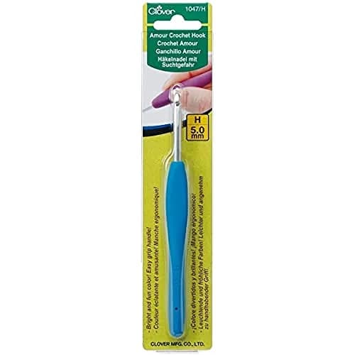 Clover Amour Crochet Hook Size H 5.0mm Deep Blue | Ergonomic Handle for Comfortable Crocheting thumbnail 1