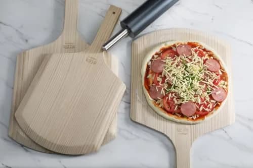 New Star Foodservice Wooden Pizza Peel 16" L x 14" W | Restaurant-Grade, 8" Wooden Handle thumbnail 7