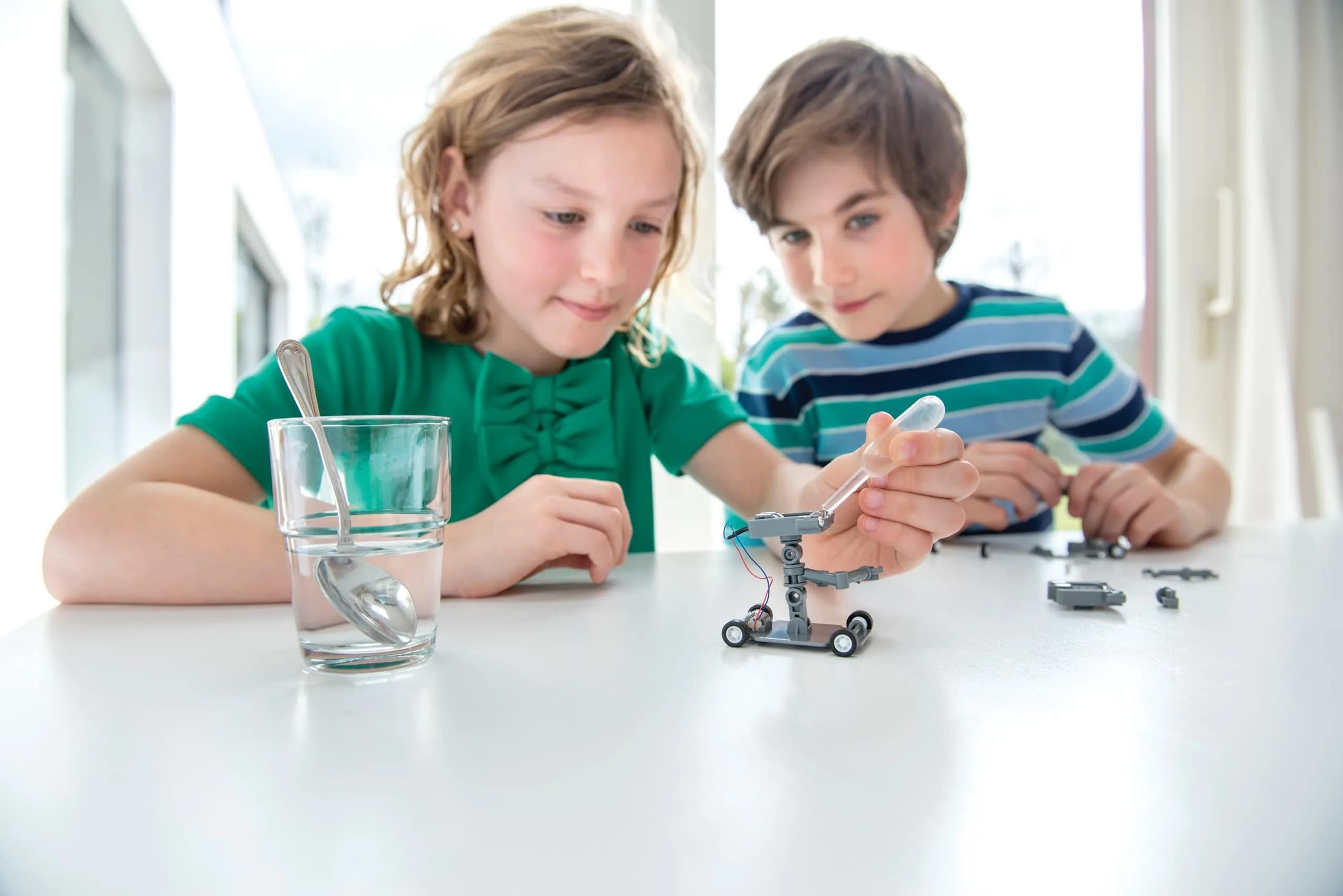 4M Green Science Salt Water Powered Robot Kit | STEAM Powered Kids, Ages 8+ - view 5