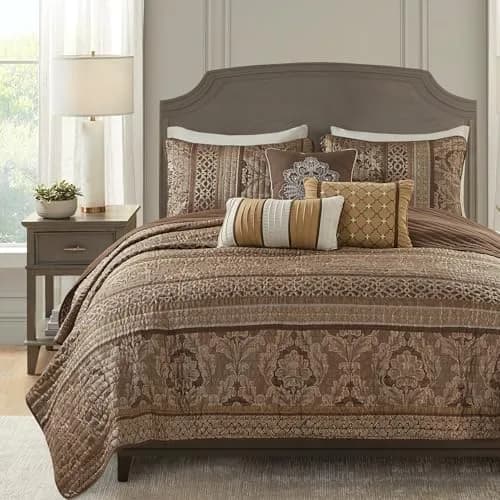 Madison Park Bellagio Jacquard Quilt Set King/Cal King | Geometric Damask Pattern, Lightweight for Summer & Layering thumbnail 1