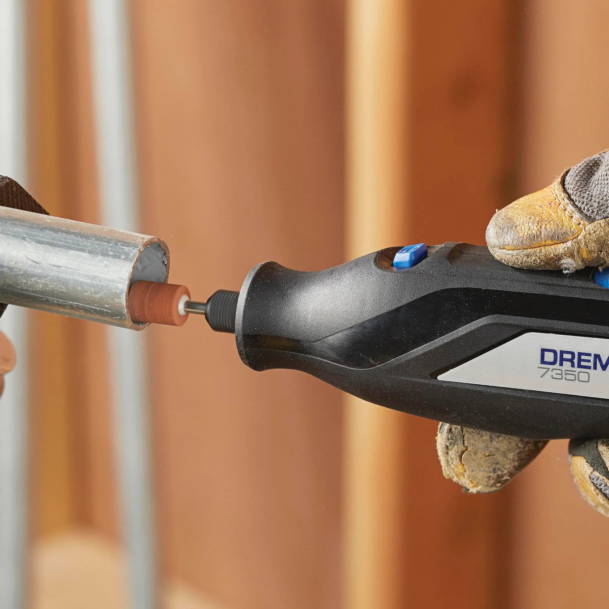 Dremel 160-Piece Rotary Tool Accessory Kit with EZ Lock Technology | 1/8" Shank, Storage Case, Cutting Bits, Polishing Wheel, Sanding Drums - view 7