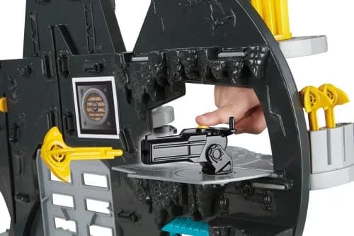 Imaginext Super Friends Batcave Playset with Batman & Robin Figures | Battery-Operated Interactive Toy thumbnail 2
