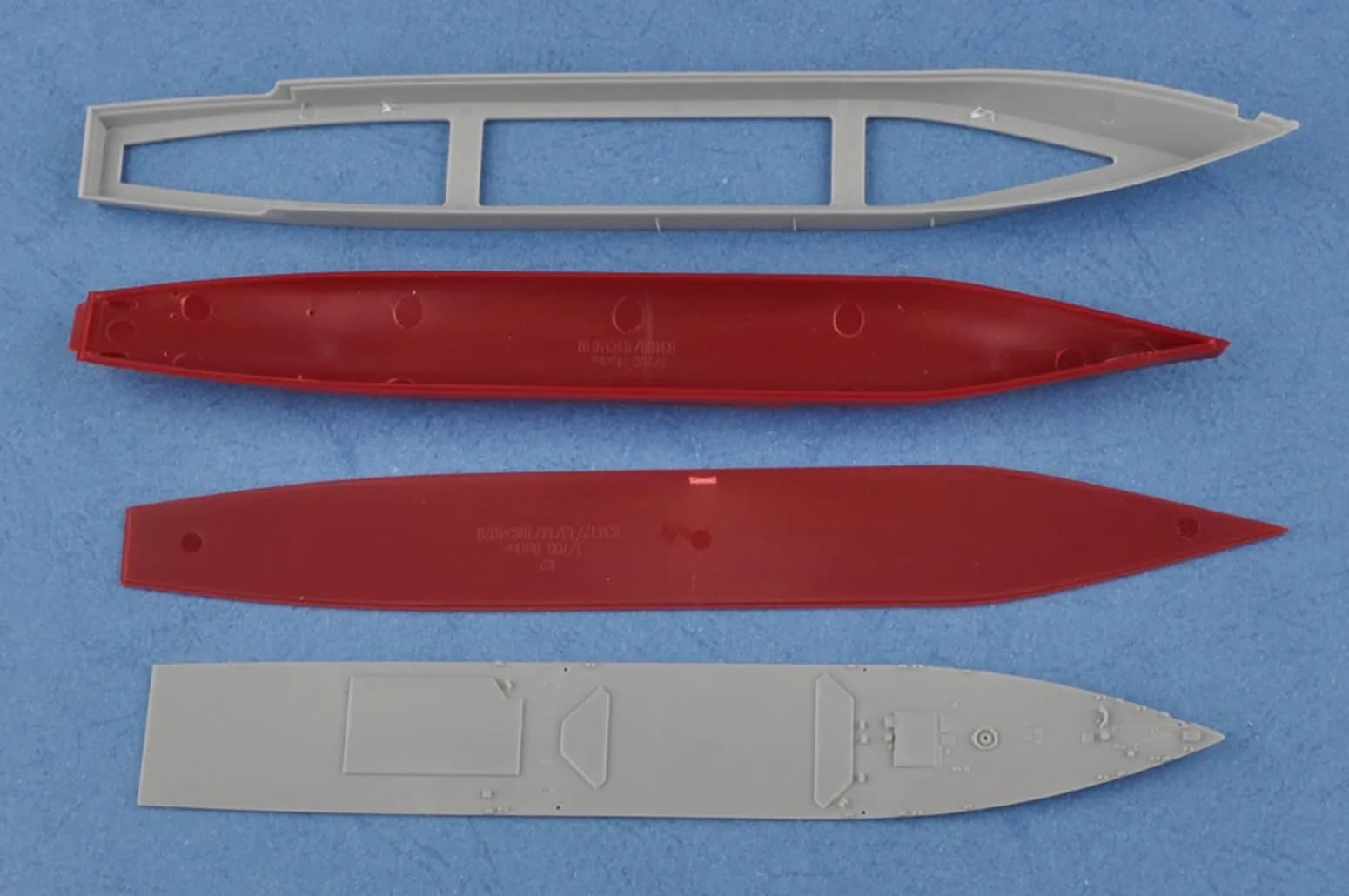Hobby Boss USS Momsen DDG-92 Kit 1/700 Scale | Detailed Model Building Kit with Photo-Etch Parts - view 4