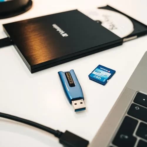 Verbatim 128GB SDXC Camera Memory Card UHS-I U1 V10 Class 10 | 90MB/s for Full HD Video & Burst Photography thumbnail 3