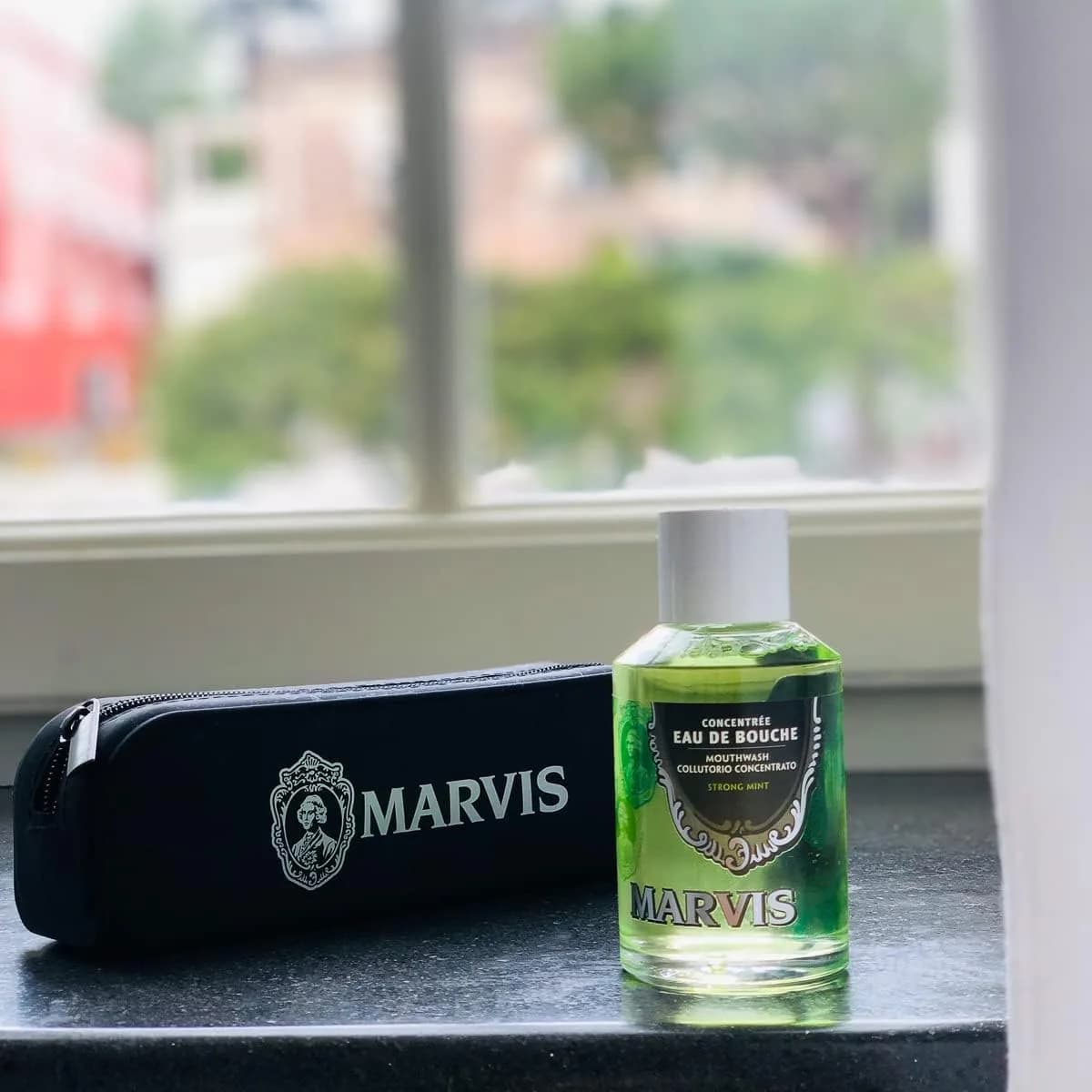 Marvis Strong Mint Mouthwash Concentrate 121 ml (4.1 Fl Oz) | Kills Germs & Neutralizes Odor - view 3