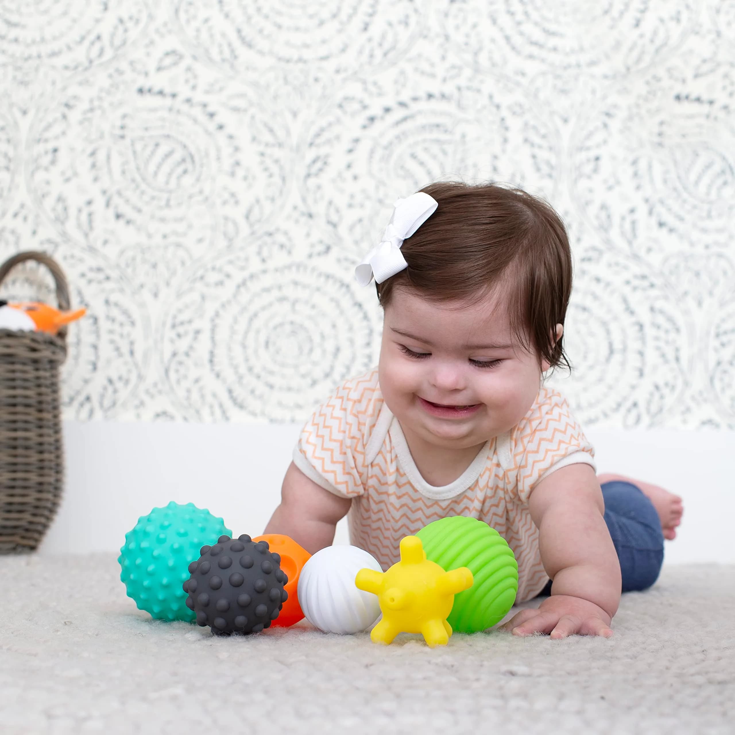 Infantino Textured Multi Ball Set, Sensory Toy, 6-Piece, 6+ Months | BPA-Free Baby Balls - view 2