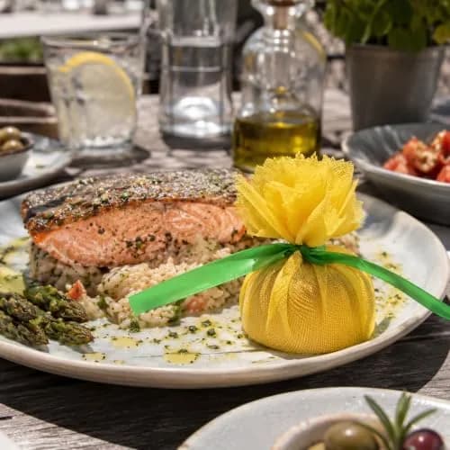 Restaurantware Lemon Juice Strainer - 100 Count - Cotton Mesh with Yellow Design for Eco-Friendly Kitchen Use thumbnail 5
