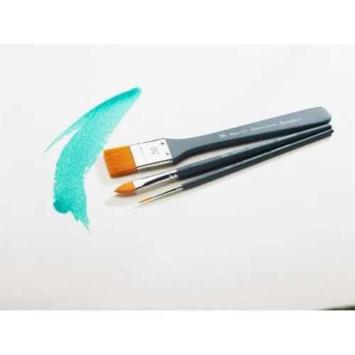 Winsor & Newton Foundation Synthetic Acrylic Brush Set, 6 Brushes (2 Round, 2 Filbert, 2 Flat) | Ideal for Acrylics & Oils thumbnail 4