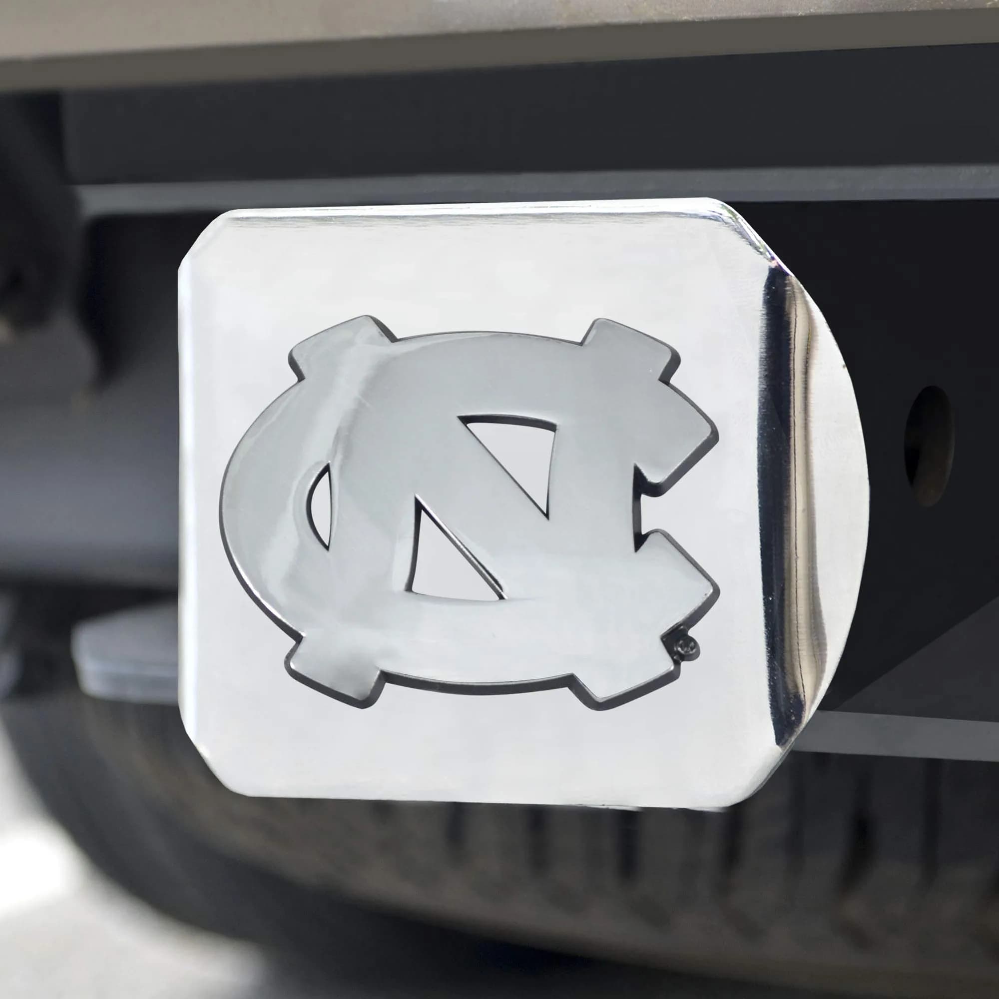 FANMATS North Carolina Tar Heels Chrome Metal Hitch Cover | NCAA Trailer Hitch Cover — Chrome