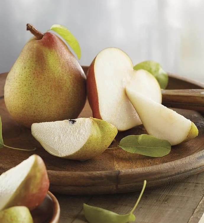 Harry & David Royal Riviera Pears - Family Affair, 6Lb | Juicy, Handpicked Pears from Oregon thumbnail 2