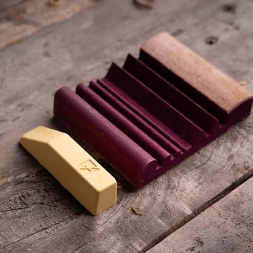 Flexcut SlipStrop Wood Carving Tool Sharpener with Polishing Compound | 156 g (5.5 oz) | USA-Sourced thumbnail 6