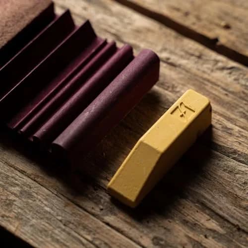 Flexcut SlipStrop Wood Carving Tool Sharpener with Polishing Compound | 156 g (5.5 oz) | USA-Sourced thumbnail 3