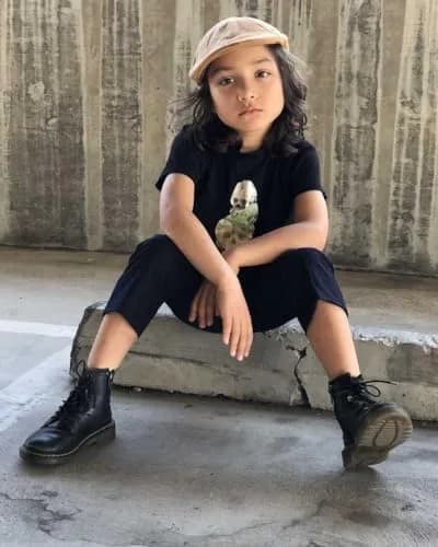 Dr. Martens 1460 J (Little Kid/Big Kid) Black Softy 3 UK (US 4 Big Kid) M | Classic Youth Boot with Slip-Resistant Sole thumbnail 2