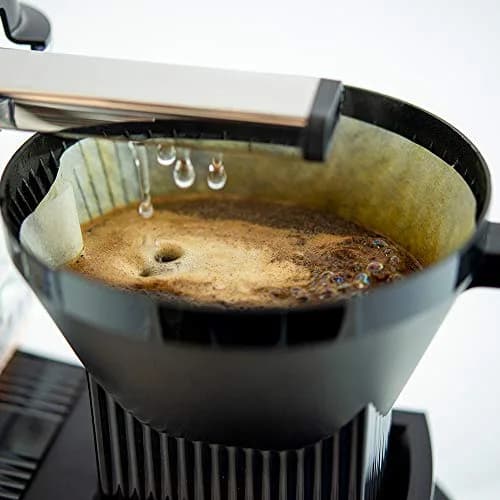 Moccamaster #4 White Paper Coffee Filters, 100-Count | Oxygen-Bleached, Chemical-Free thumbnail 3