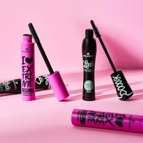 essence I Love Extreme Crazy Volume Mascara, Extreme Black | Volumizing & Lengthening thumbnail 7