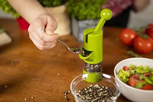 Kuhn Rikon High Performance Ratchet Grinder, Green | Swiss Design Salt & Pepper Mill (21.5cm) thumbnail 4