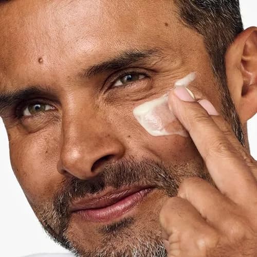 Clinique Moisturizing Face Lotion for Men 100 ml | Hydrating & Strengthening with Hyaluronic Acid thumbnail 4