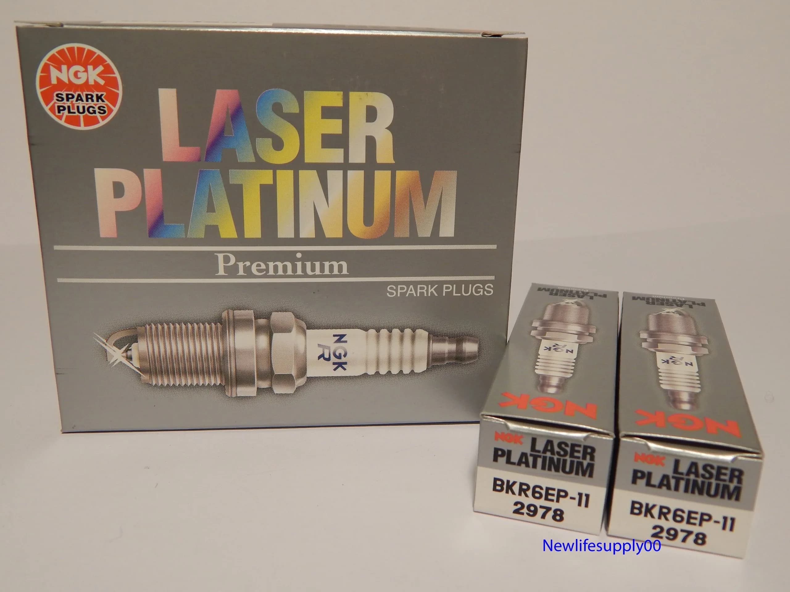 NGK 2978 Laser Platinum Spark Plugs 6 pc | Direct Replacement Auto Parts - main product image